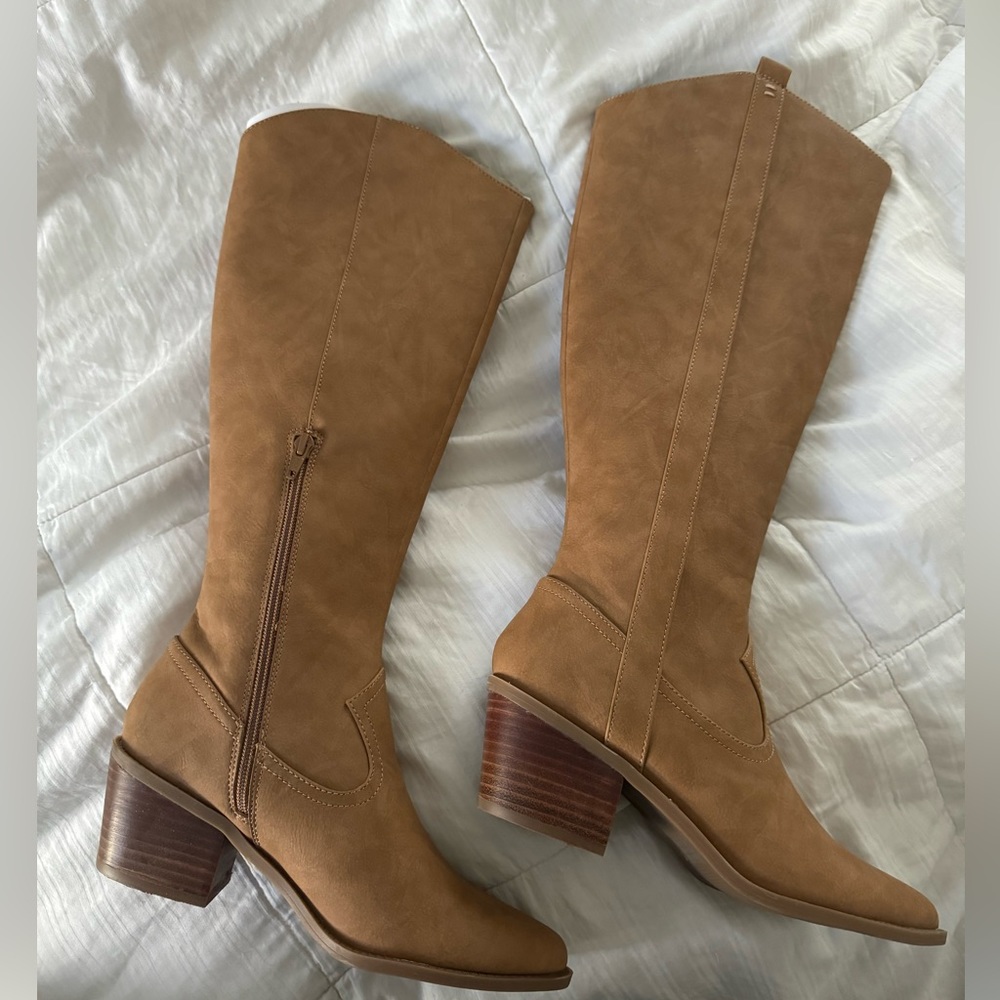 Dolce Vita Ozzy Camel Boots